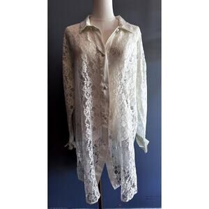 Victoria Secret Gold Tag Vintage Lace longsleeve Button up SIZE M/L